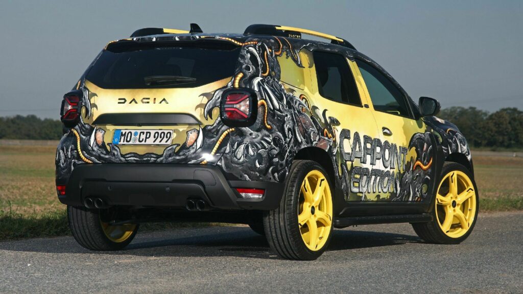 Dacia Duster a primit pachet tuning CarPoint: jante de 20 de inch și o  folie cu tematică monstruoasă
