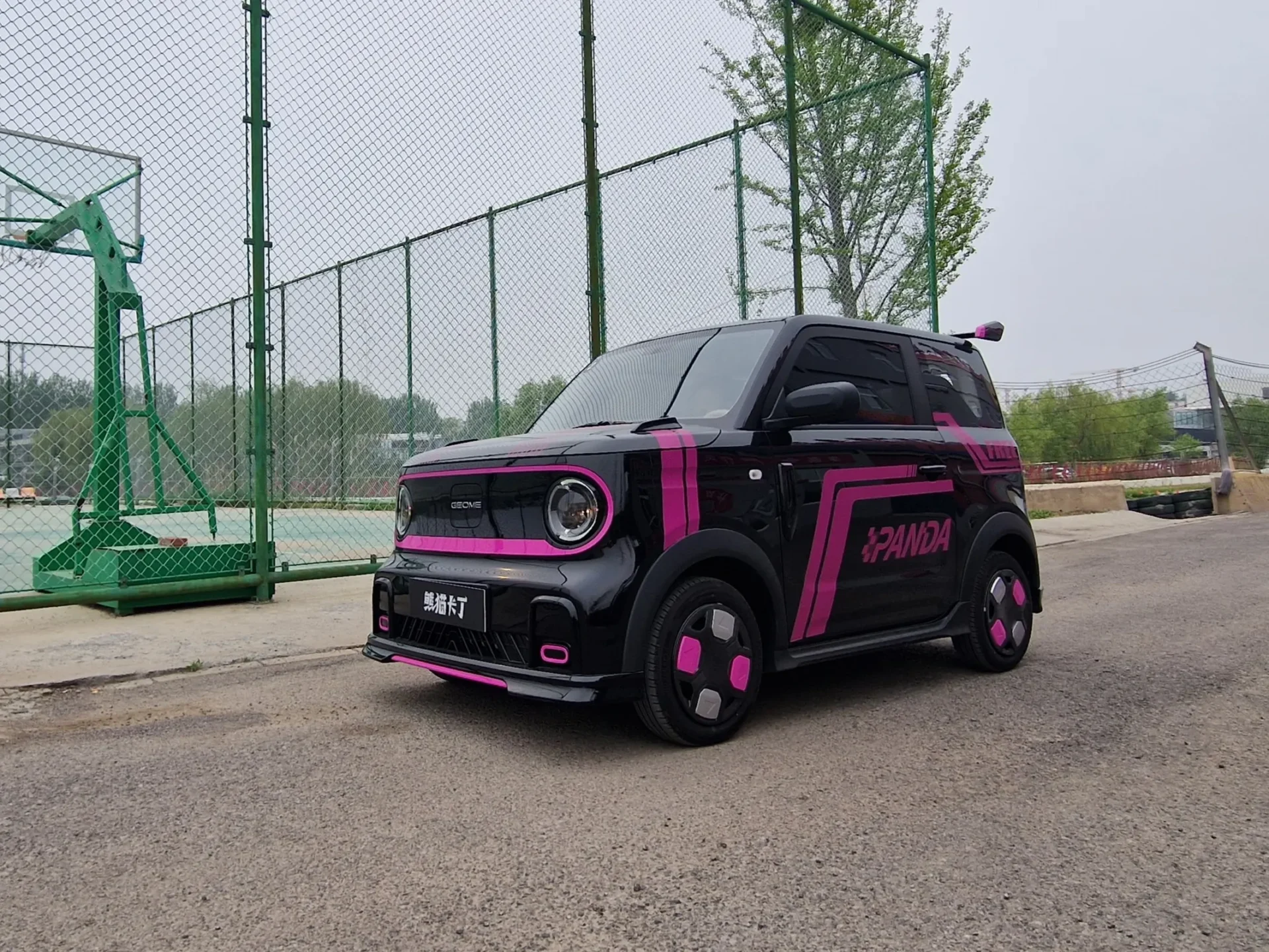 Geely Geome Panda Mini EV Go Kart Edition (8)