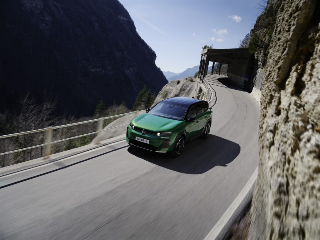 Premiera mondiala noul Citroen C5 Aircross