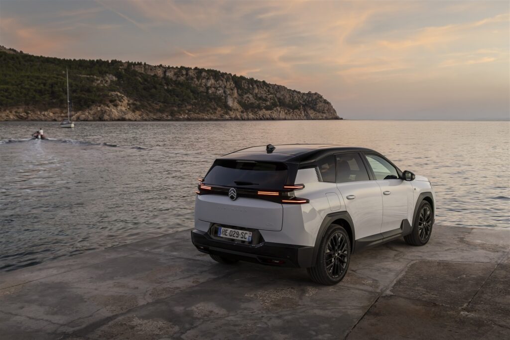 Test Drive Citroen C5 Aircross 2025